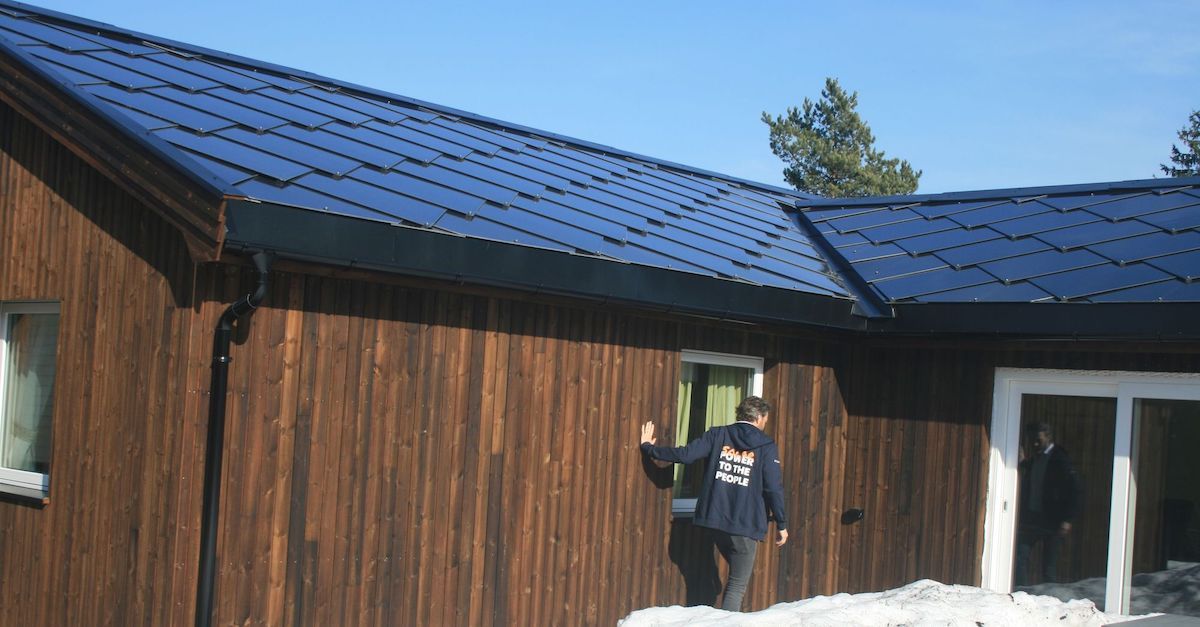 Vurder solcelletakstein når du skal bytte tak og spar penger på strømregningen i flere tiår framover.